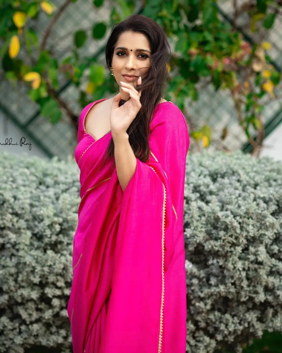 Rashmi Gautam In South Indian Traditional Pink Saree Blouse